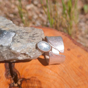 anillos-artesanales-plata-resilicencia-zafiro01